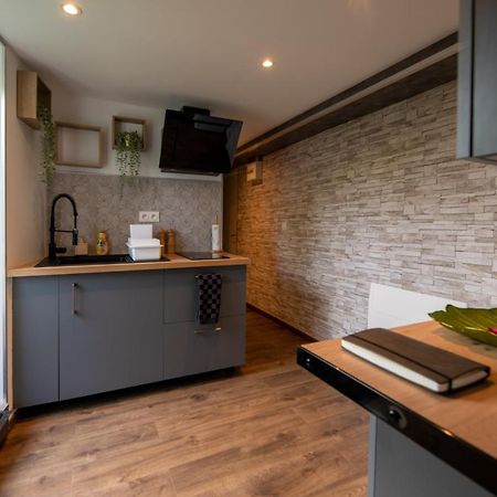 Naturel : Studio Calme Et Agreable Les Bordes エクステリア 写真